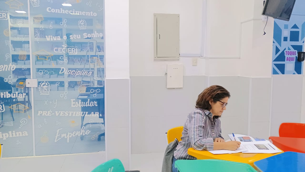 A chance de jovens e adultos voltarem à escola