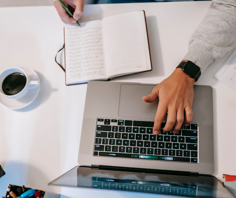 Como escrever um bom texto jornalístico em 4 passos