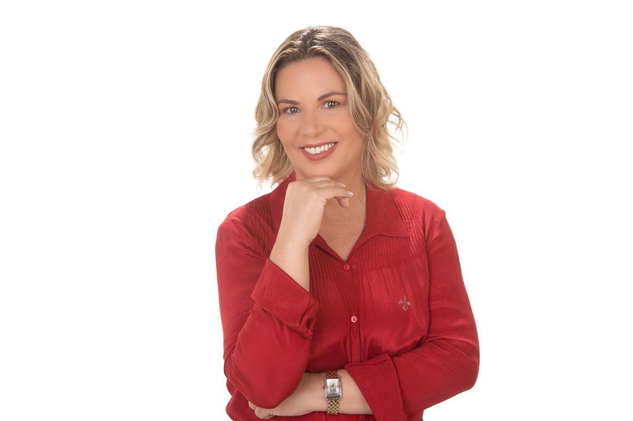 Um projeto além-mar: conheça Luciana Costa Oliveira do Desafio Minha Voz