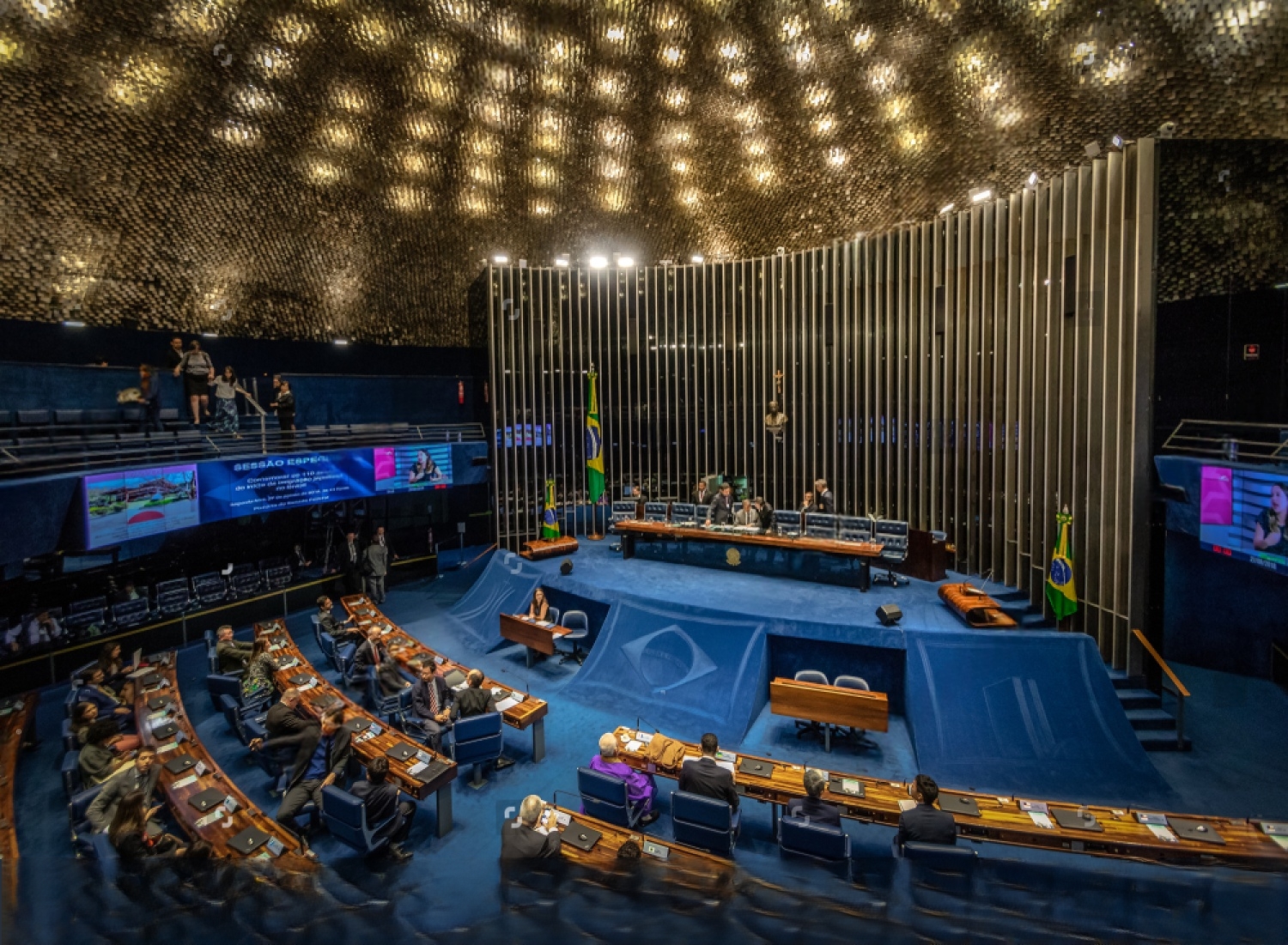 Downsizing das ideias: o colapso do pensamento político no Brasil contemporâneo