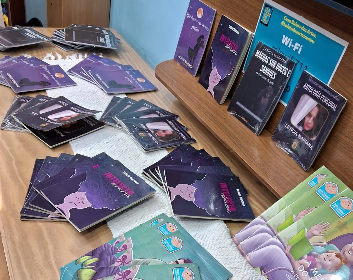 Lançamento de livros na Casa Balaio das Artes